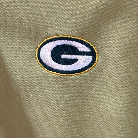 Cutter & Buck Green Bay Packers Lightweight jacket. Size -M - Picture 2 of 15